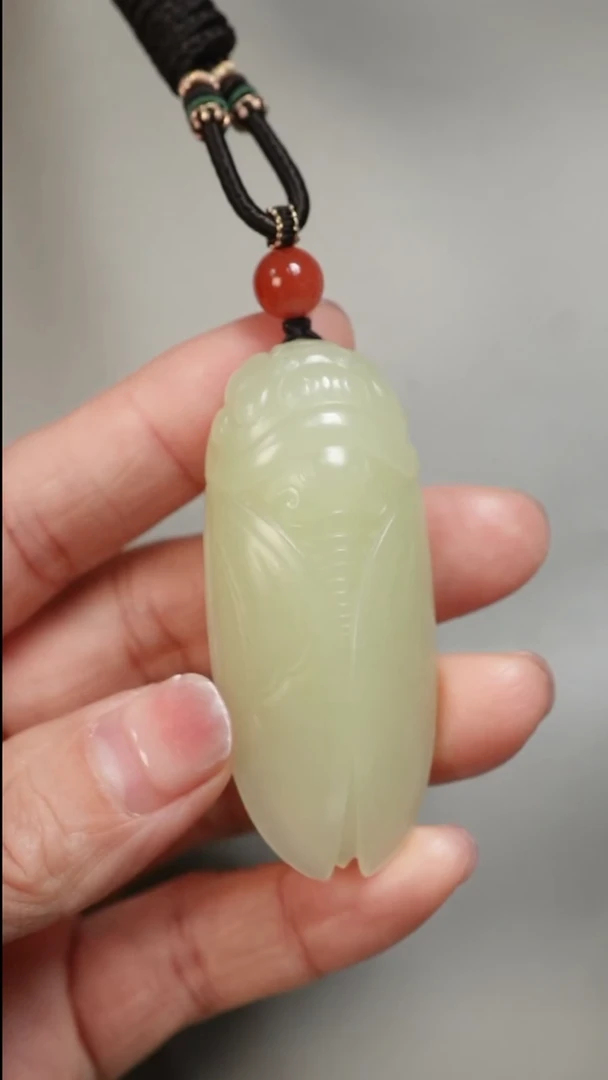 未镶嵌和田玉挂件一鸣惊人