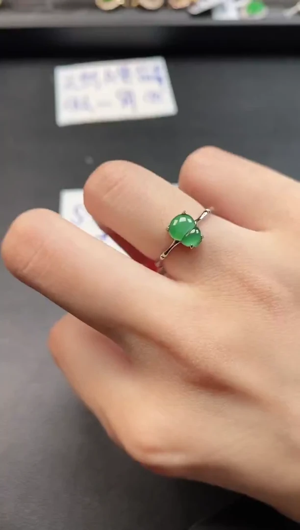 银S925镶嵌戒指翡翠51511