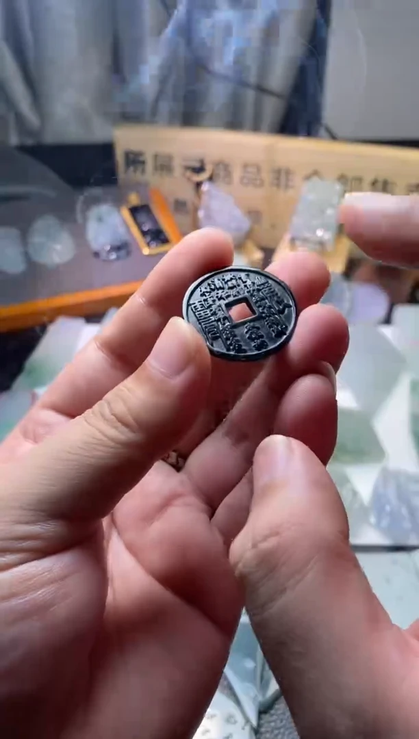 定制翡翠未镶嵌天然缅甸翡翠A货