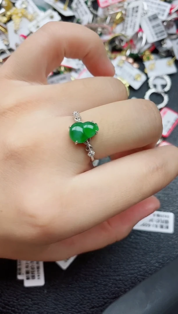 银S925镶嵌戒指翡翠1