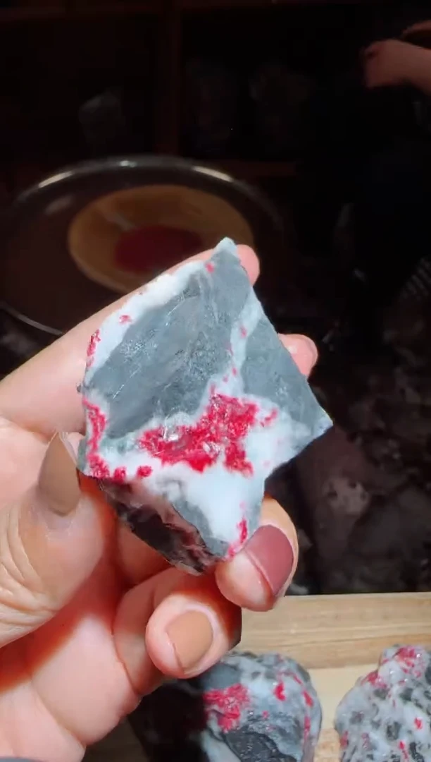 天然辰砂朱砂毛料13