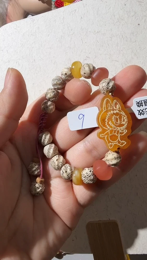 未镶嵌琥珀手链琥珀手链