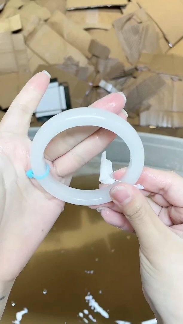 石英质玉手镯未镶嵌451-61