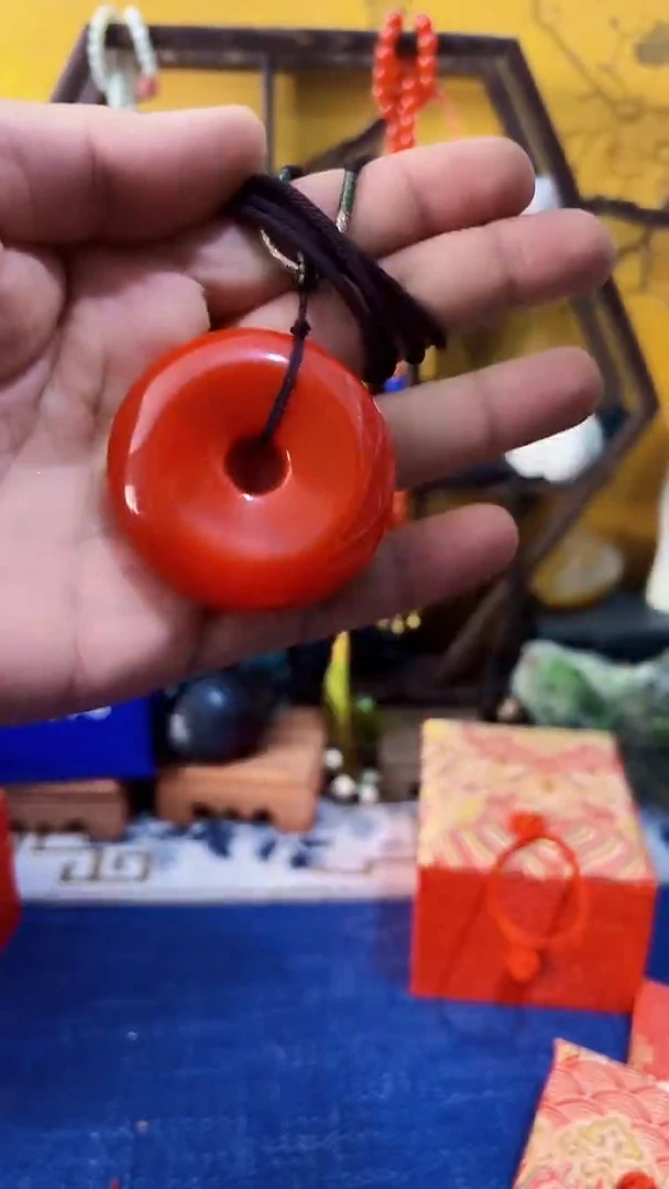 【闪购商品】南红玛瑙挂件合金南红 平安扣 （飞铃文玩）