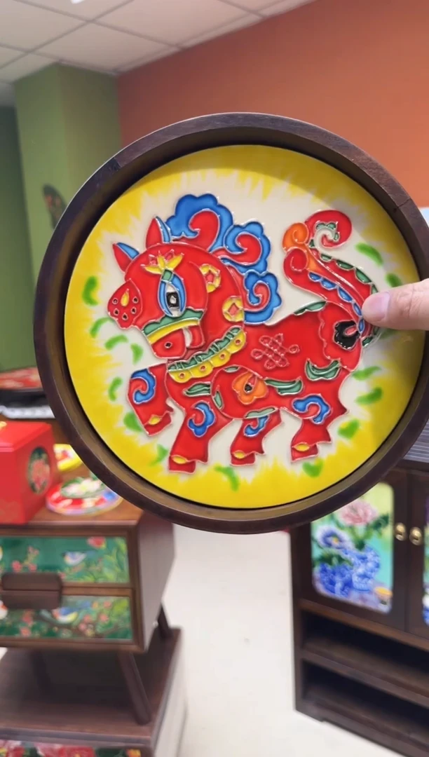 陶瓷 20圆 马 胡桃色