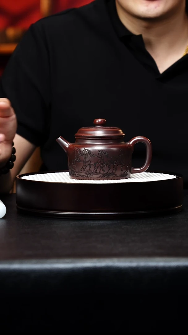 茶壶紫砂宜兴紫砂 八骏德钟 古乌泥