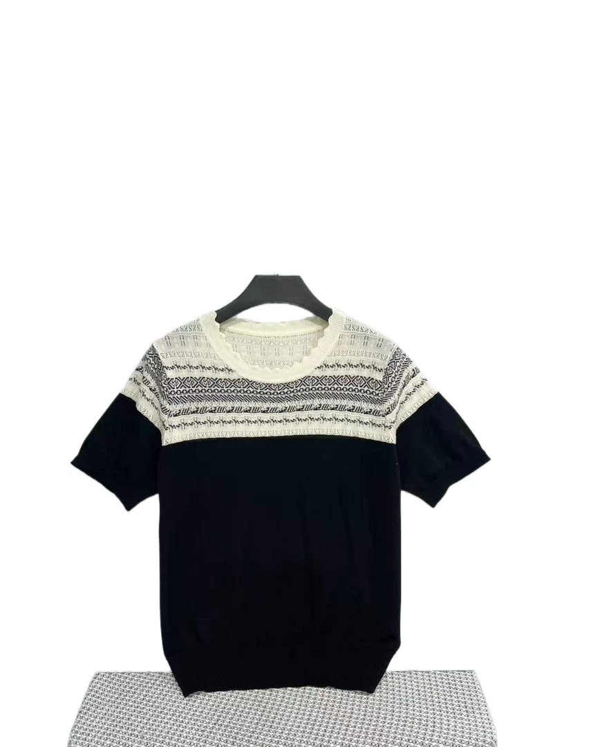 99909  文艺  时尚  设计感  百搭  舒适  休闲  针织衫