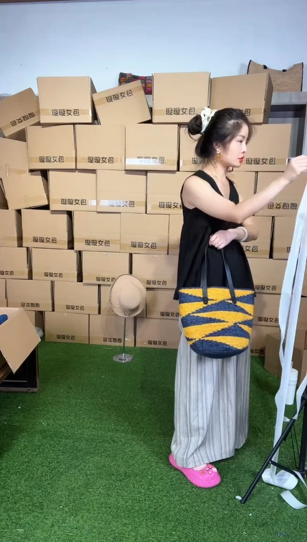 拉菲草手工编织包包182