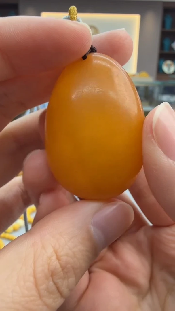 琥珀颈饰未镶嵌362秒拍号 假一罚三