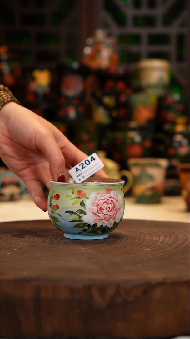 油画  手绘釉下彩杯子204