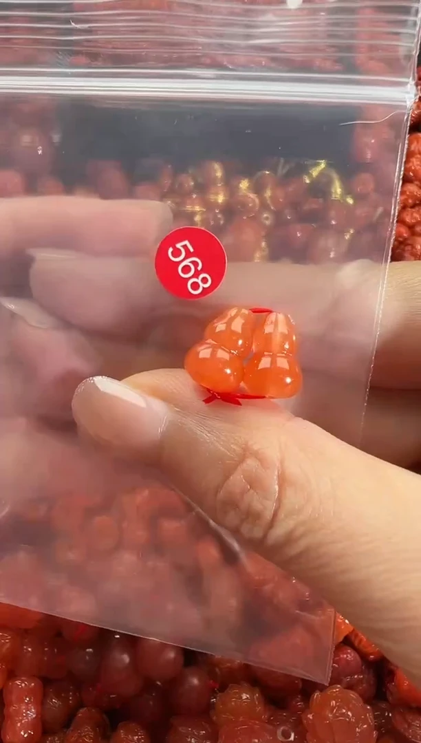 颈饰未镶嵌南红玛瑙1