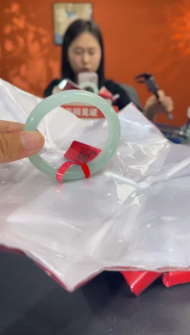 未镶嵌手镯翡翠5 525354