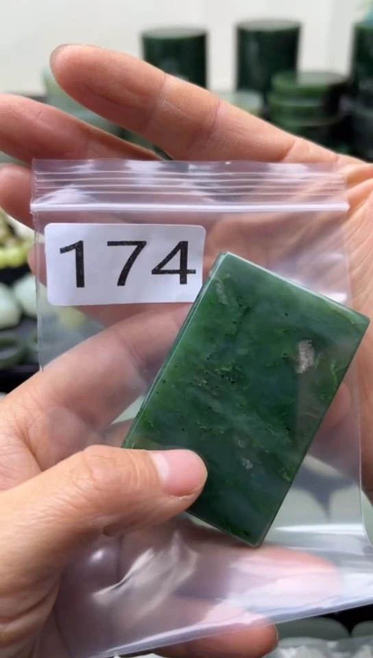未镶嵌和田玉珠宝半成品牌子