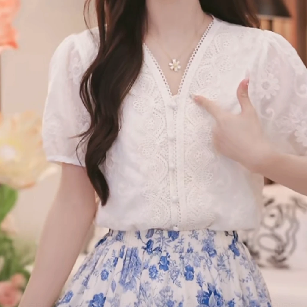 设计感职业通勤拼接v领上衣2025夏季新款百搭显瘦气质衬衫短袖