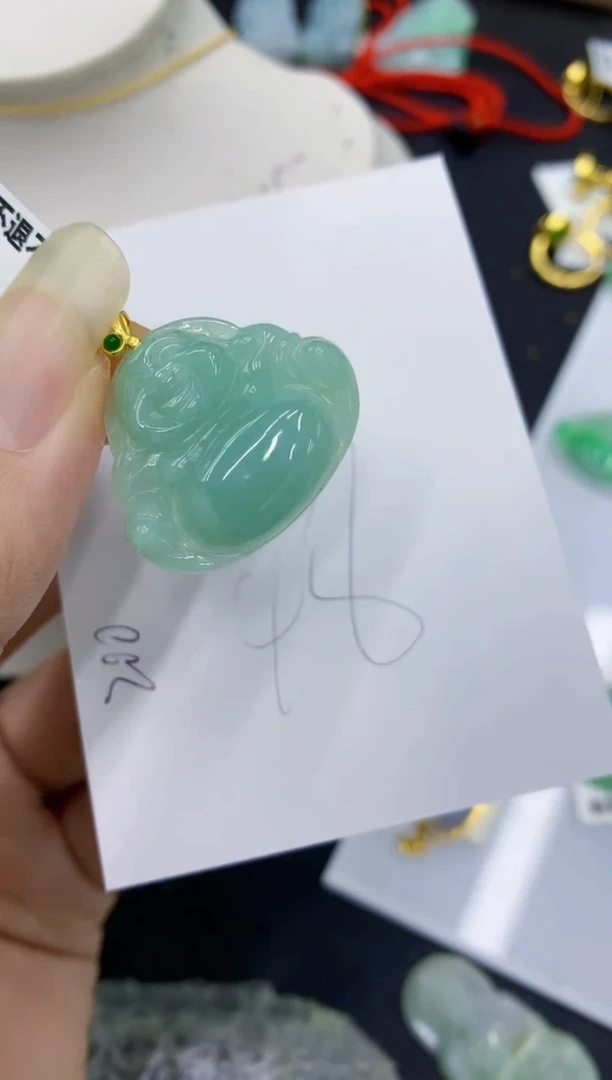 翡翠未镶嵌颈饰11111111111