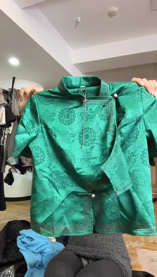 半袖 M码  105斤以里