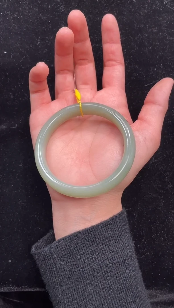 未镶嵌手镯和田玉新疆且末近矿料59-60圈口上等和田玉手镯女