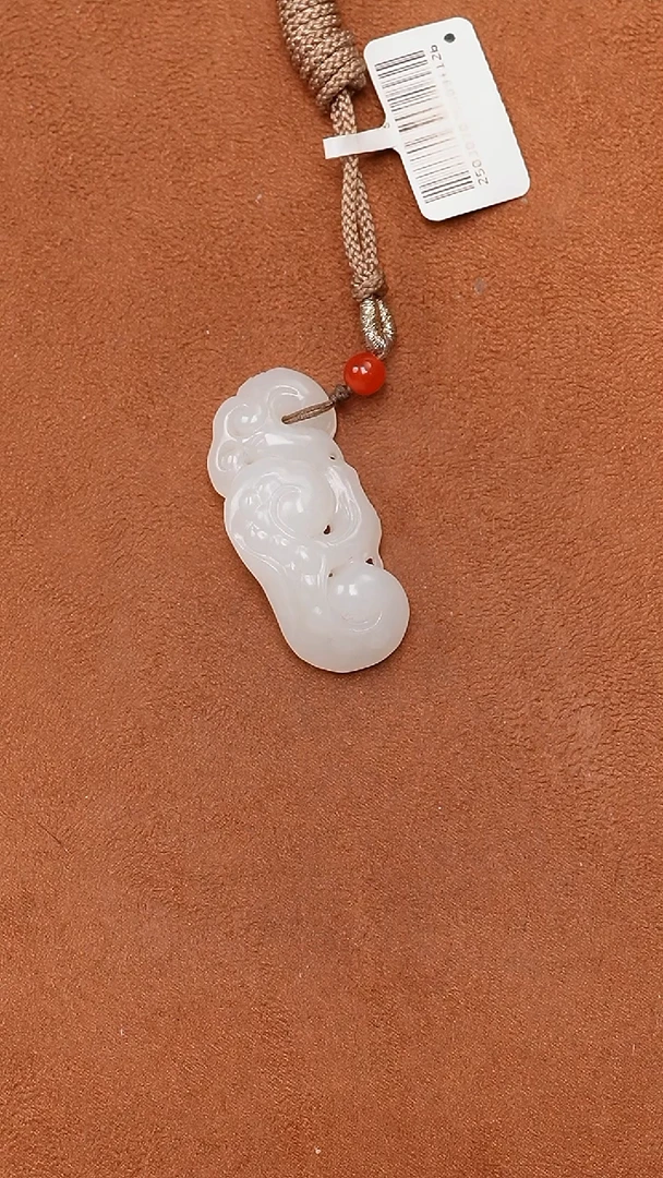 颈饰未镶嵌和田玉0