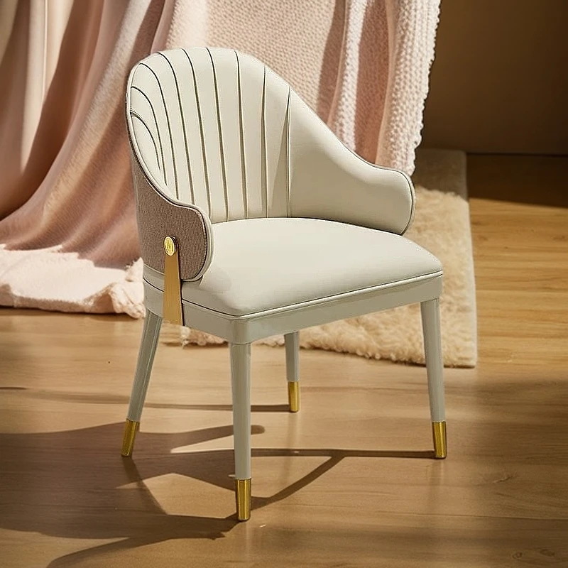 北欧简约意式餐椅家用轻奢现代靠背椅凳子化妆酒店餐厅餐桌椅子