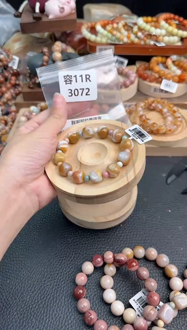 石英质玉手链未镶嵌11R3072