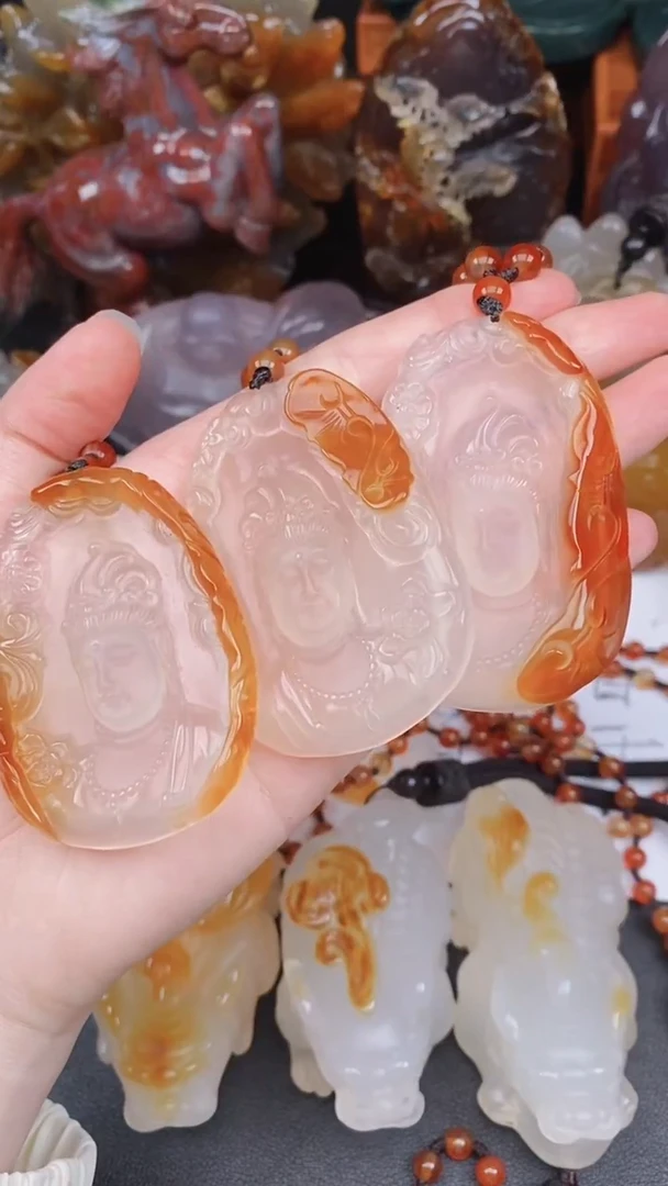 未镶嵌颈饰玛瑙/玉髓东*AA