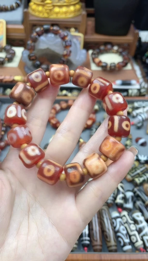 玛瑙/玉髓散珠红肉金蟾断珠手串