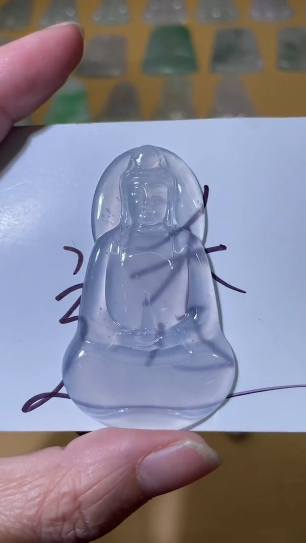 颈饰未镶嵌翡翠素衣观音