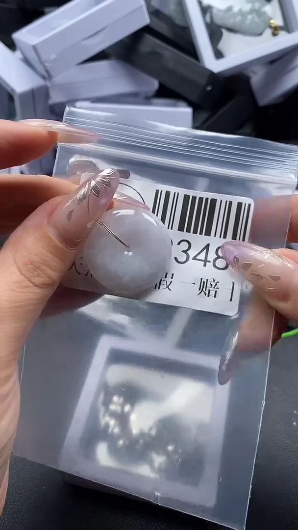 吊坠(不含链)未镶嵌翡翠9348