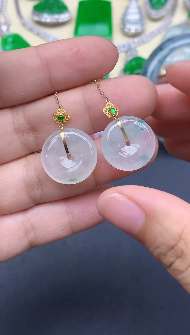 颈饰18K金镶嵌翡翠315-中国好珍宝