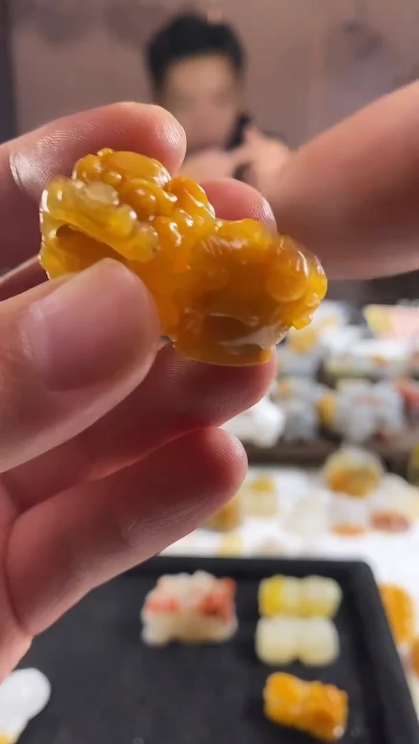 未镶嵌石英质玉吊坠石英质玉精美挂件