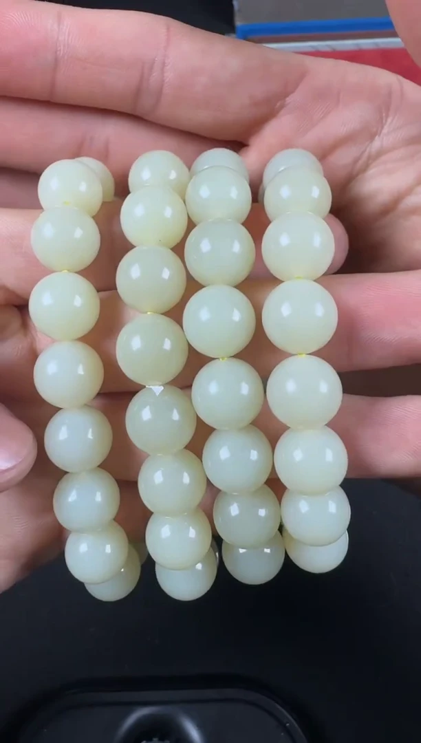 颈饰未镶嵌和田玉多样性发货，拍一发一