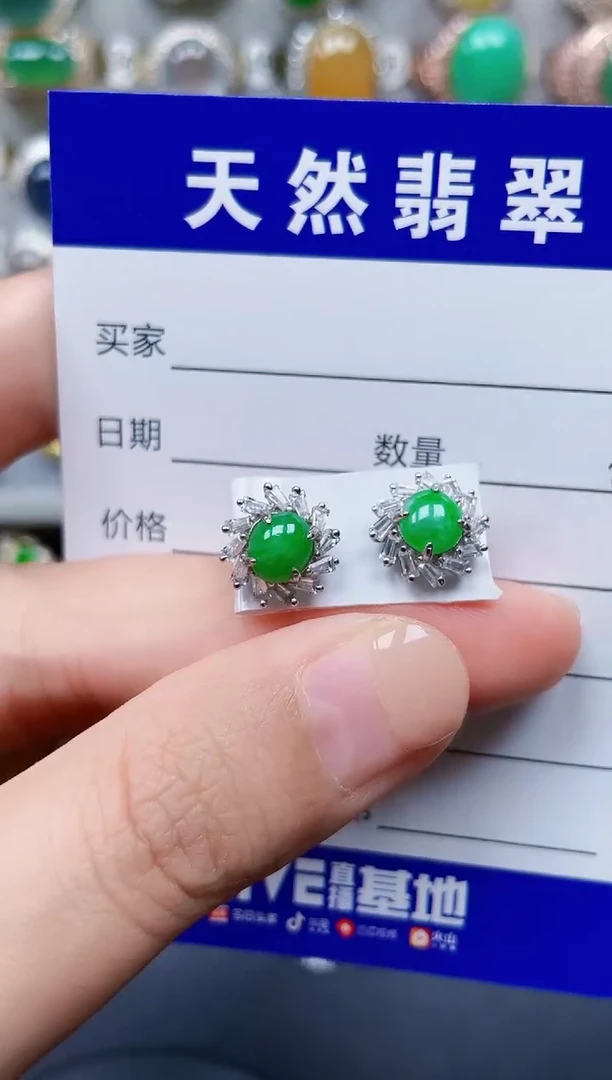 银S925镶嵌翡翠耳饰360