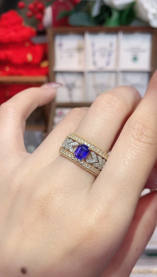 戒指彩色蓝宝石18K金镶嵌1.05ct/天然宝石/七天无理由