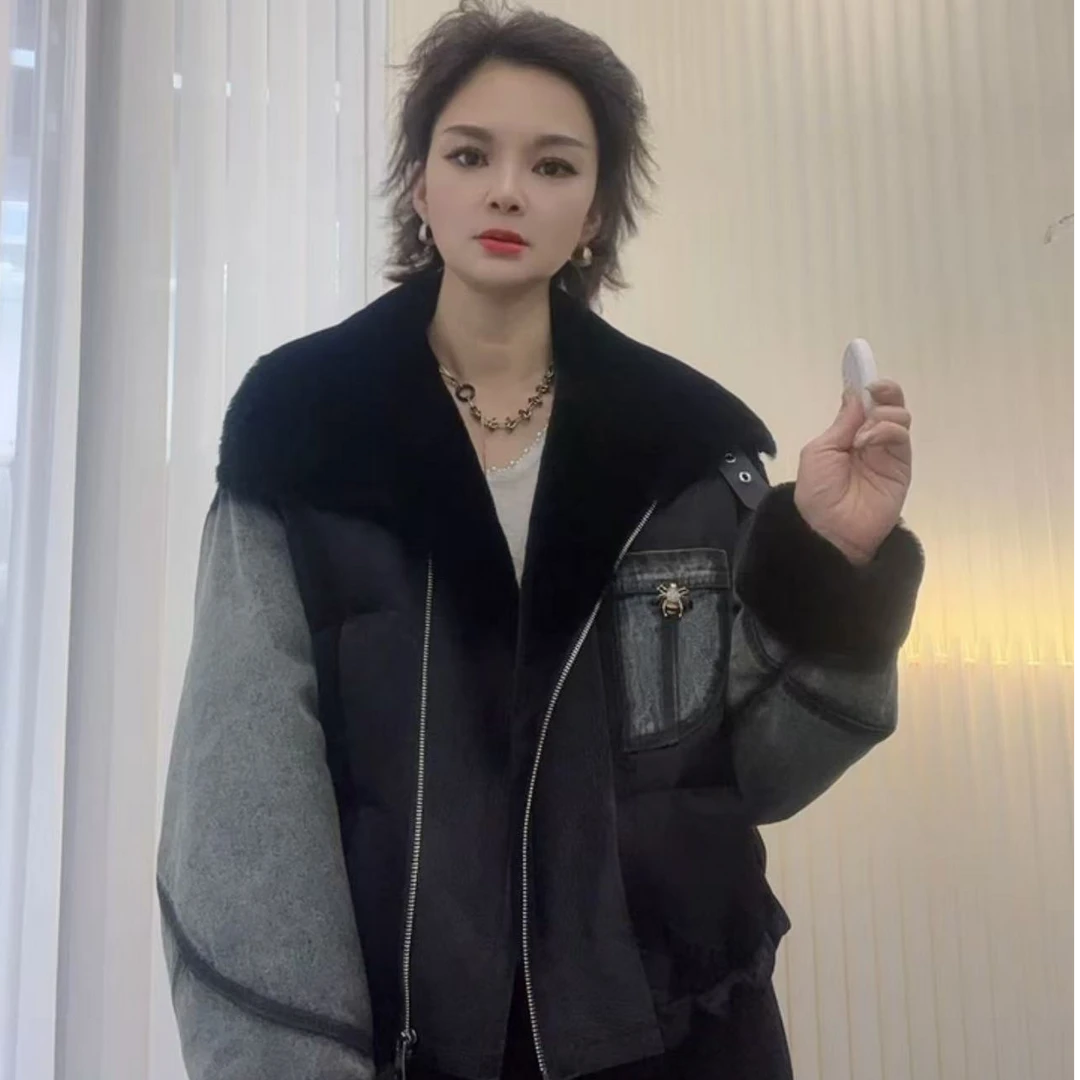 ZM2024冬季新款皮毛一体翻领拼接鹅绒羽绒服（9011）