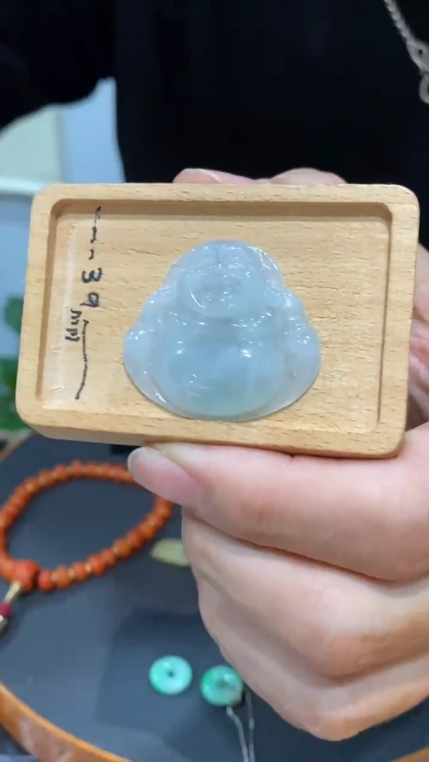 吊坠(不含链)未镶嵌翡翠大佛公