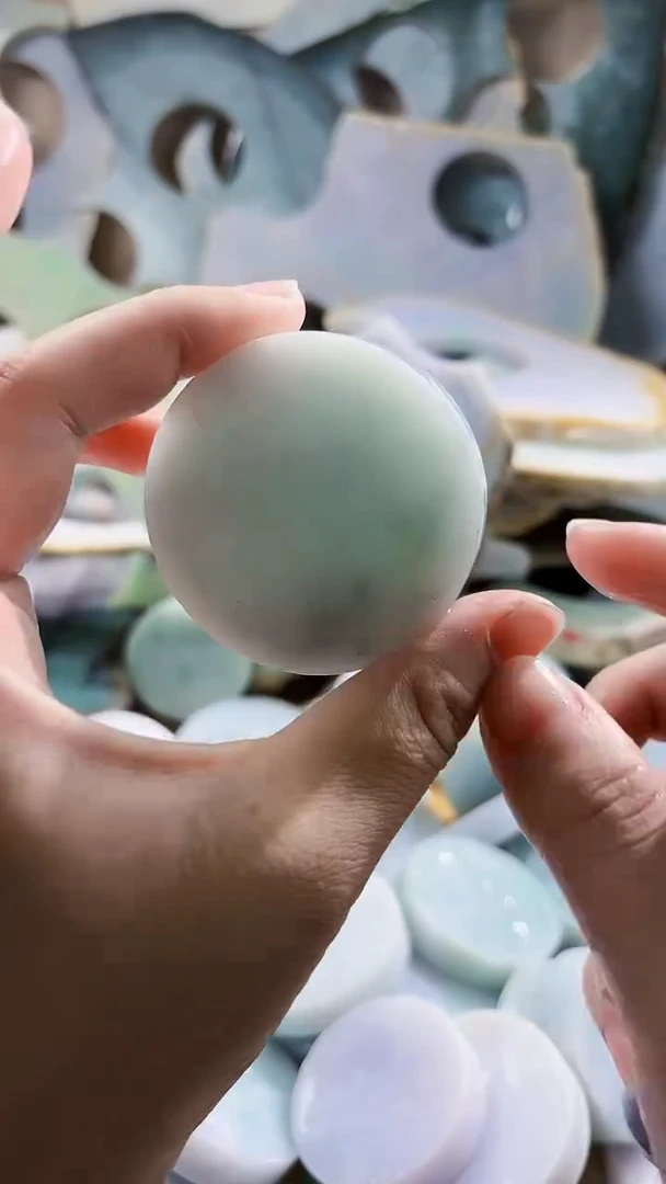 翡翠未镶嵌颈饰翡翠A货 姜谭008