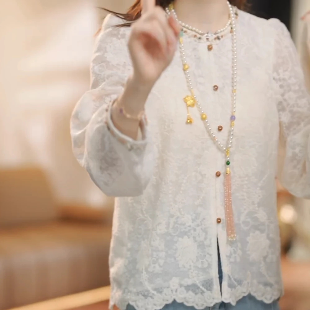 【溜肩救星】2025春装新款法式圆领单排扣蕾丝上衣重工复古