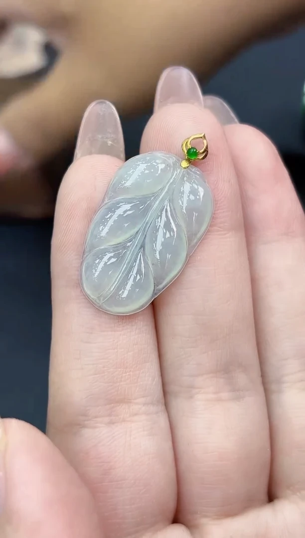 【闪购商品】翡翠颈饰18K金镶嵌多样性发其一