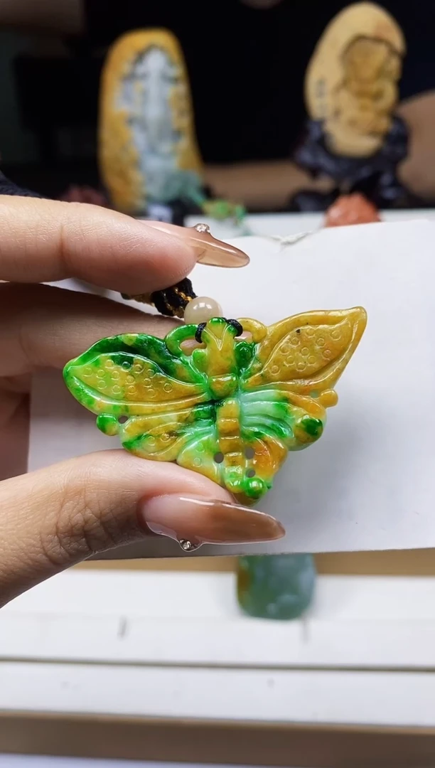 颈饰未镶嵌翡翠翡翠A货