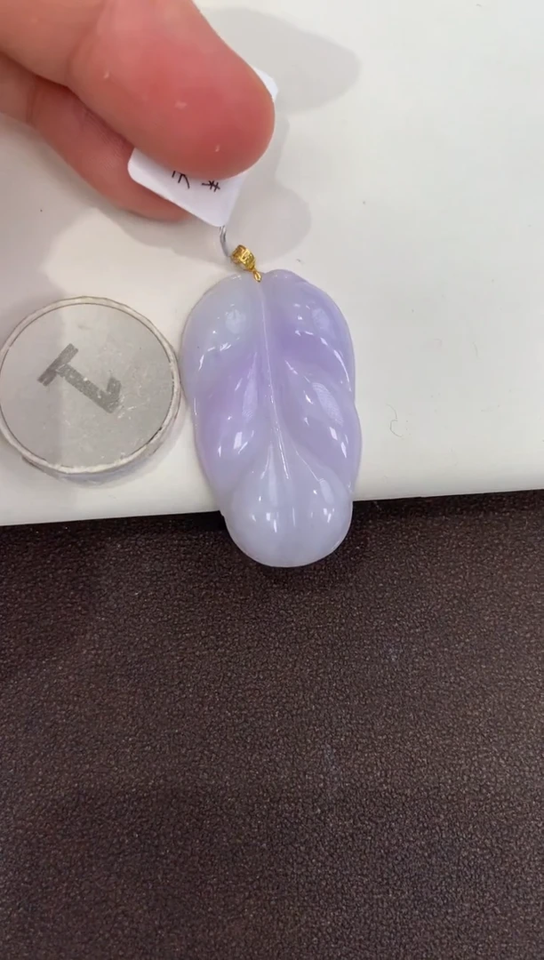 颈饰18K金镶嵌翡翠天然缅甸a货翡翠