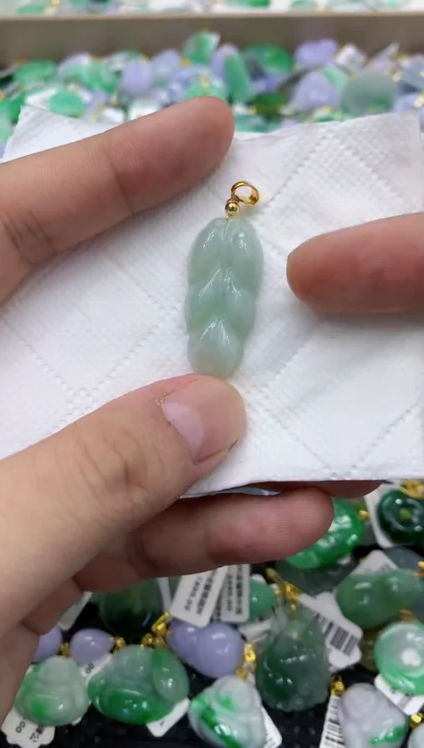 颈饰未镶嵌翡翠天然缅甸非常A货