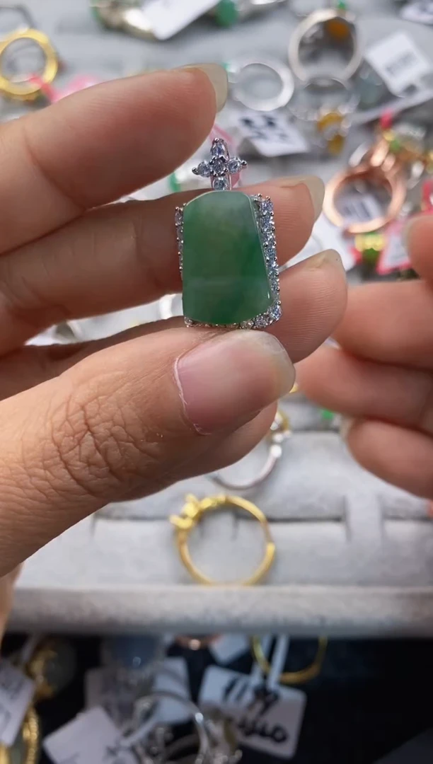 银S925镶嵌戒指翡翠9