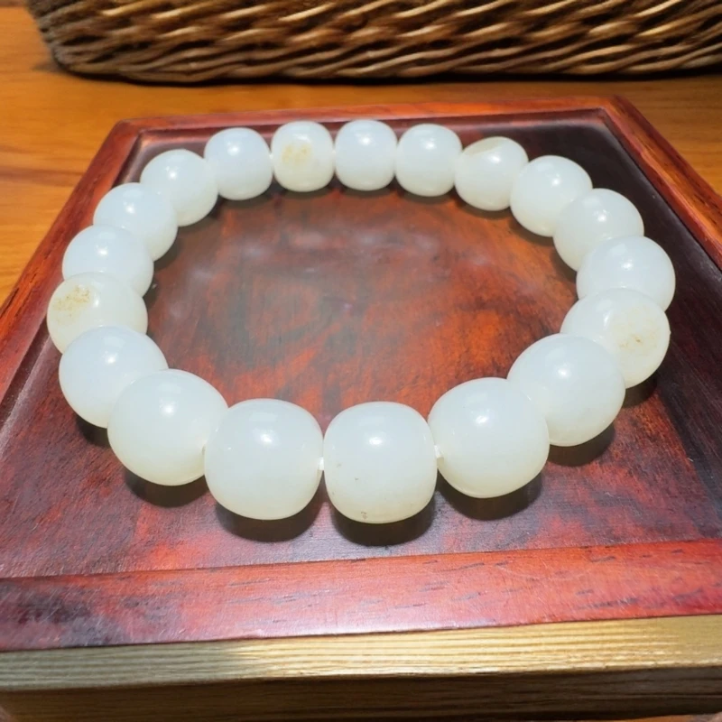 和田玉未镶嵌手串