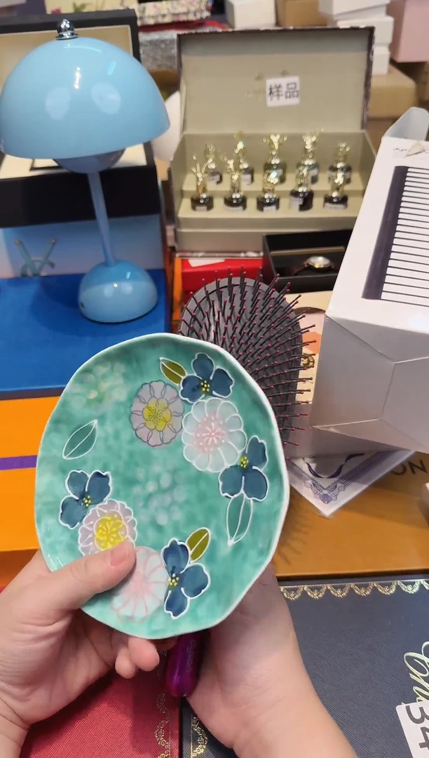 瓷片-------------