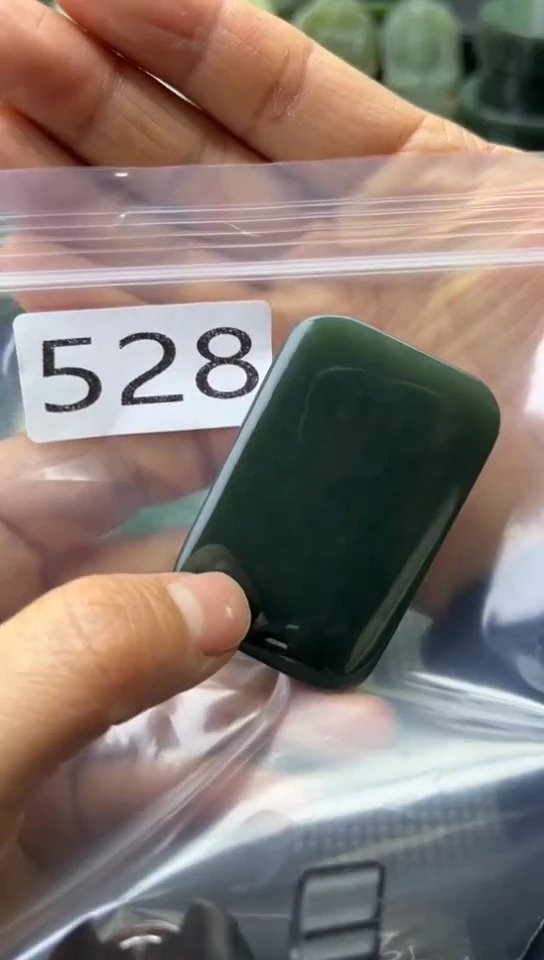 未镶嵌和田玉珠宝半成品牌子