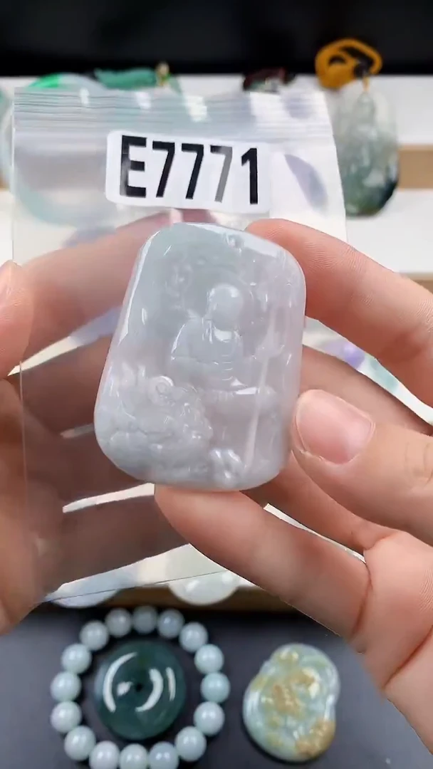 颈饰未镶嵌翡翠天然翡翠吊坠挂件