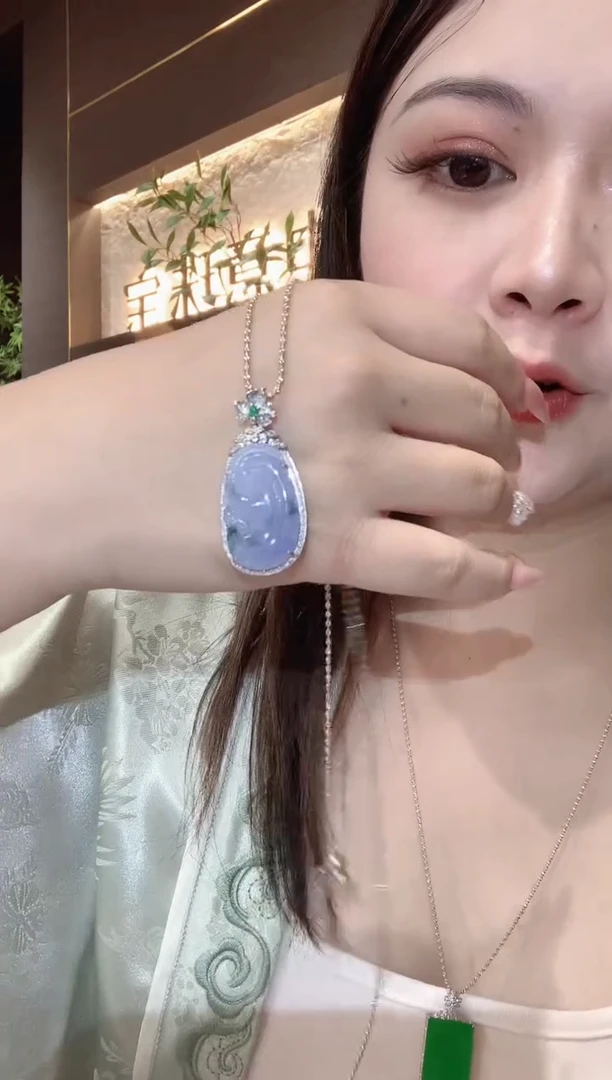 吊坠(不含链)18K金镶嵌翡翠A35