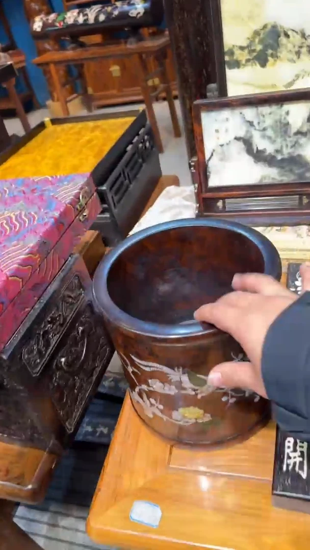 木黄螺钿画缸0000