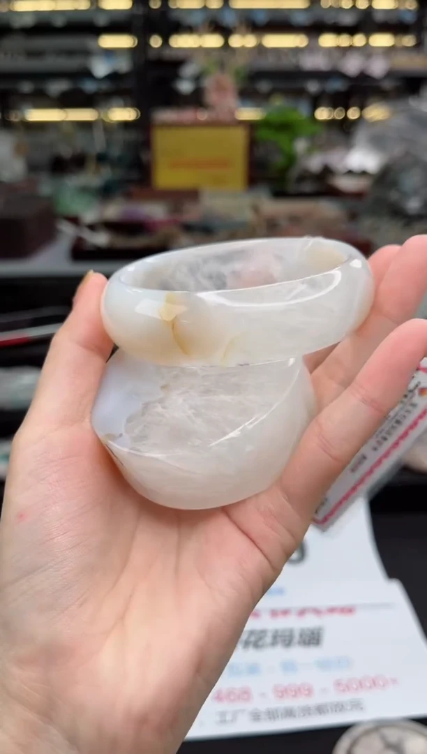 【闪购商品】石英质玉手镯未镶嵌64圈口（不退不换）1538363