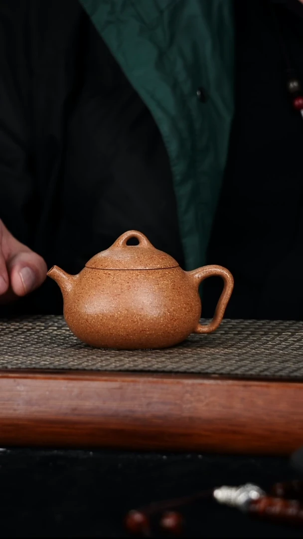 茶壶紫砂原矿段泥壶170cc